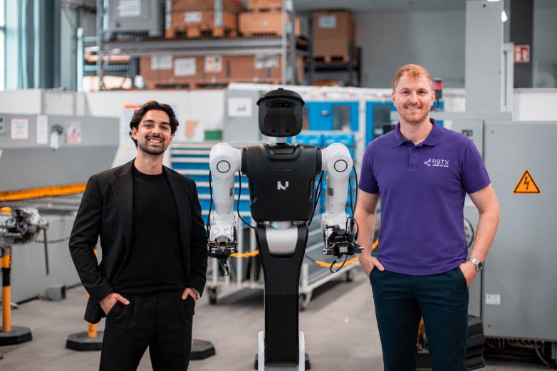 igus humanoide Roboter in der Intralogistik